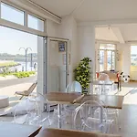 Ocean Hotel 3*